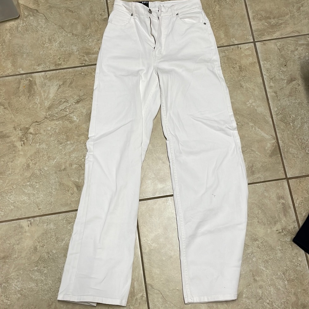 white wide leg jeans